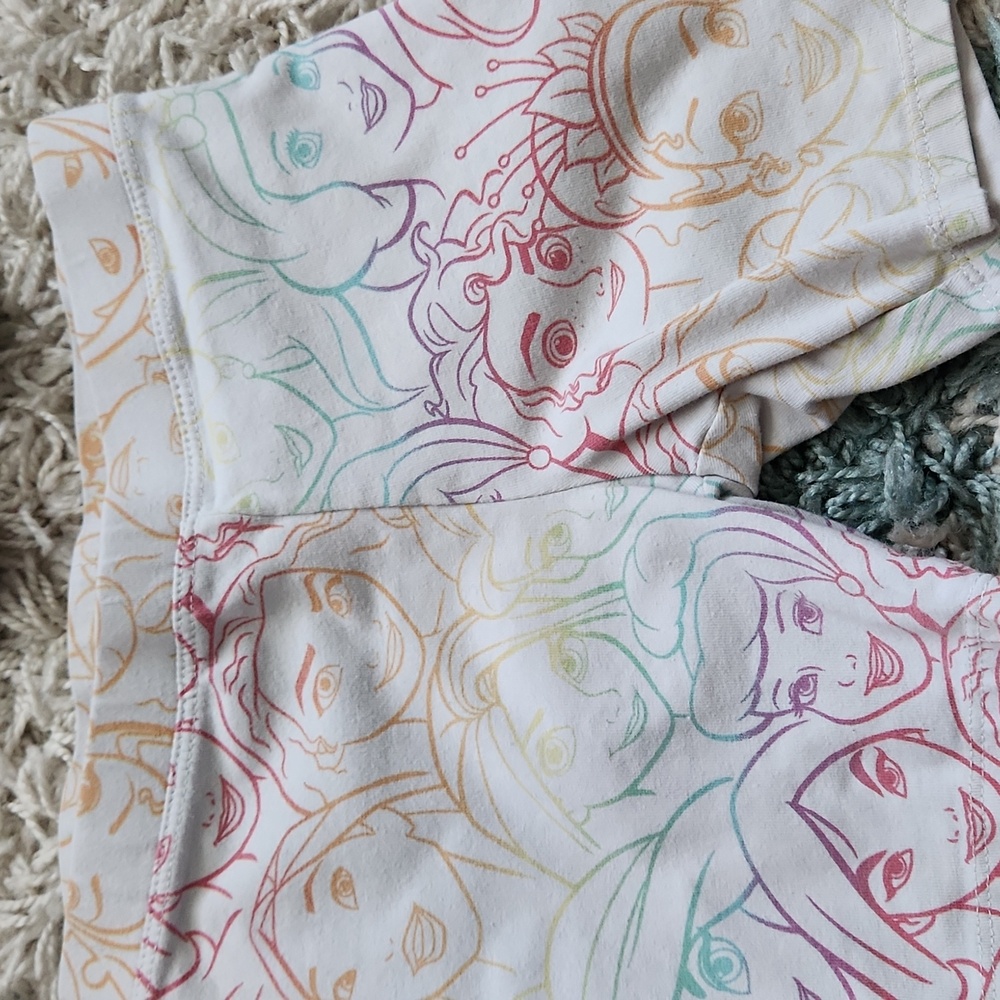 Bundle Lot Of Disney Shorts GUC - Picture 6 of 7